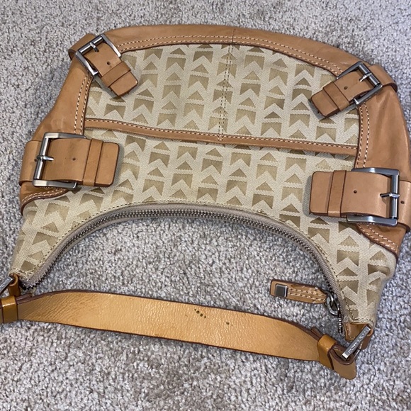 Michael Kors Vintage Tan Canvas & Leather Hobo Bag - Picture 4 of 12